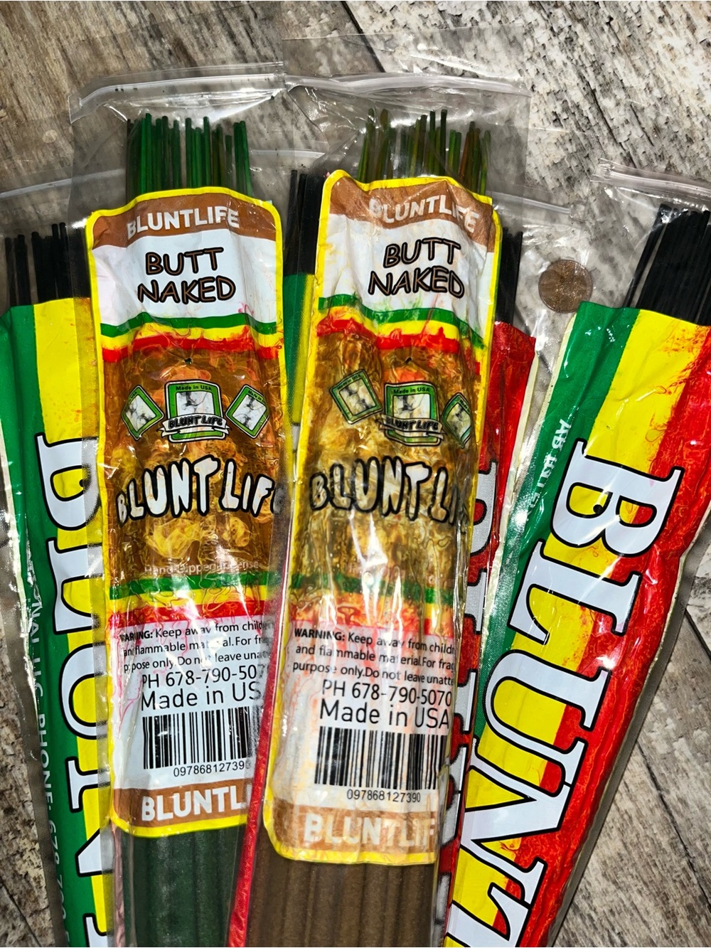 (25 incense)  Butt Naked
BluntLife JUMBO 19" Incense
🍓 Fruity & Sweet